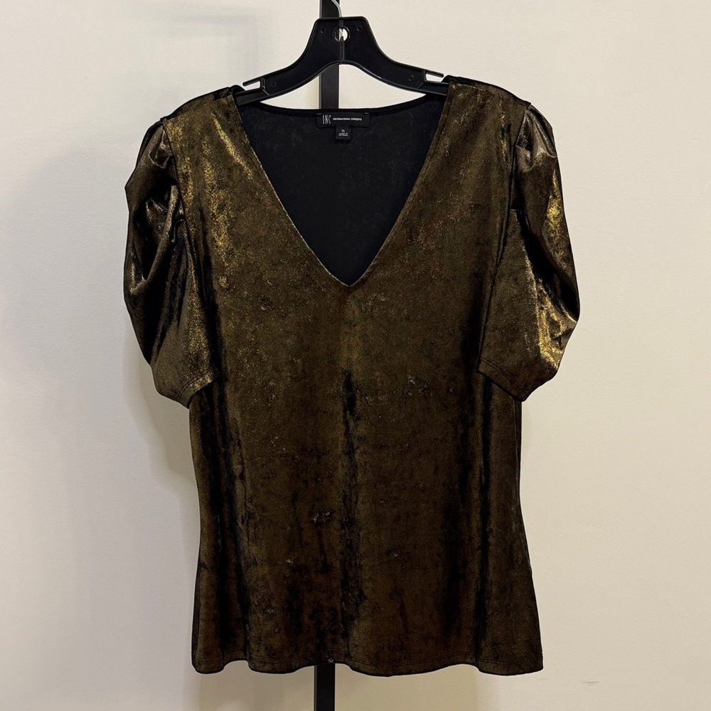 Elegant Gold Women's Top